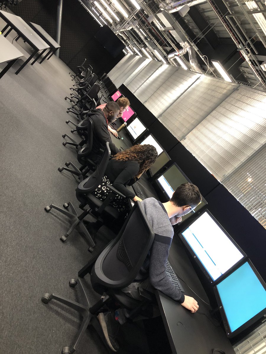 HelenLHolt's tweet photo. Staff @StaffsUniDILdn taking their Microsoft Office Specialist Exams #Tesfest #digitalskills @DigitalStaffs https://t.co/7aLQ8gcJVB