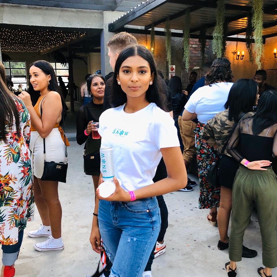 energy_snow's tweet image. Say hey to bae!❄🌬
#ATEAM #SILVERSNOWFLAKE #PROMO