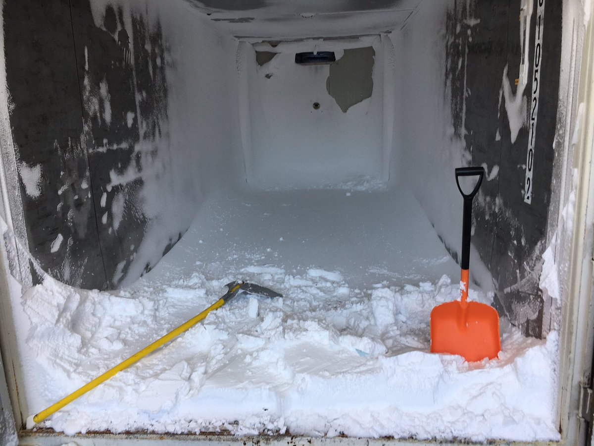 Now we are cooking with gas. Well liquid nitrogen technically. Shoveling snow with <a href="/SnowBusinessInt/">Snow Business</a> for <a href="/BBCTheOneShow/">BBC The One Show</a>