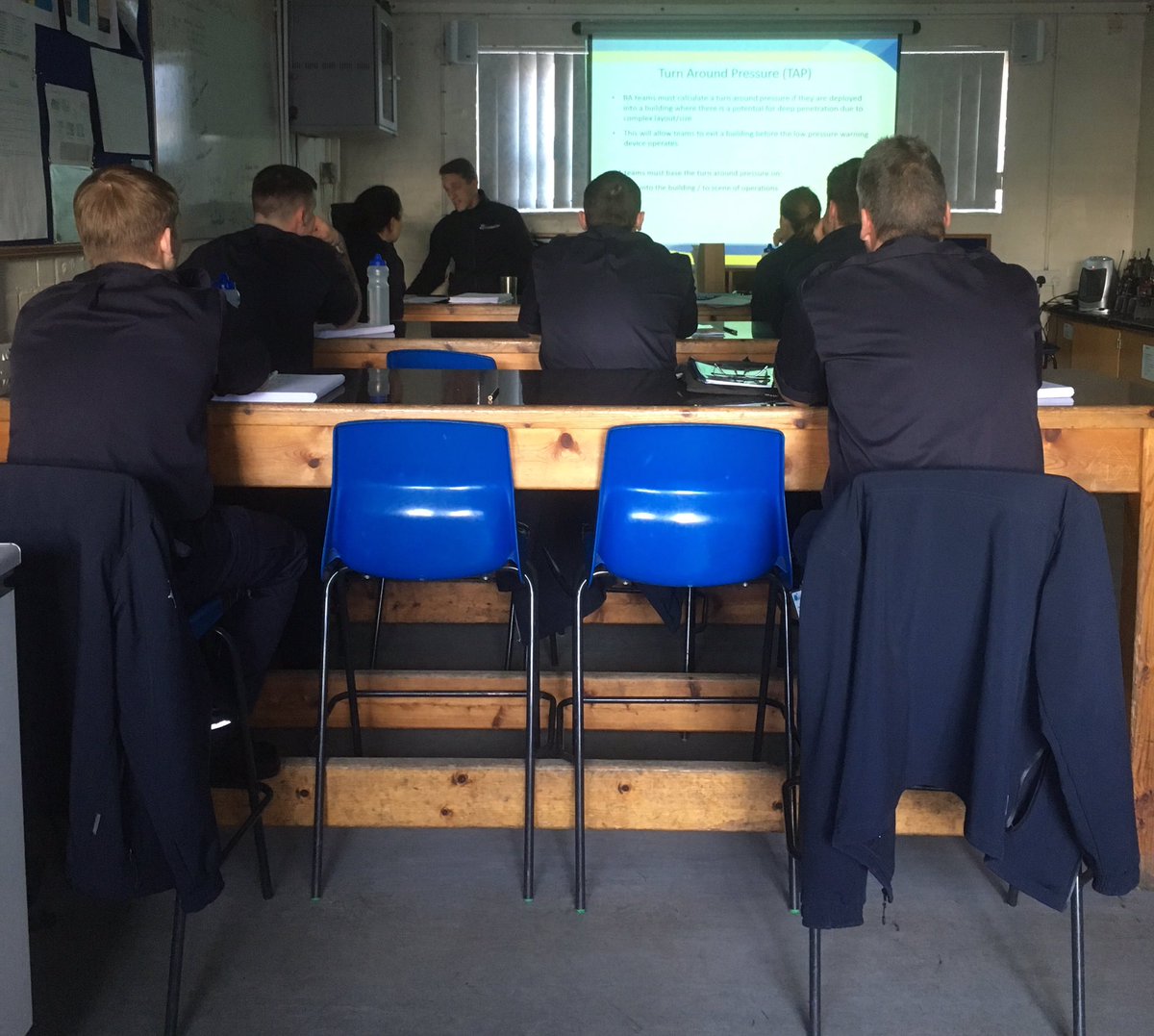 run_cj's tweet image. Informative day observing a @CheshireFire BA training course. Got the chance to use thermal imaging to track the progress of our BA teams during training. Thoroughly enjoyed it 😁 #FirefighterSkills #BreathingApparatus #BAprocedures #SearchAndRescue Training for excellence