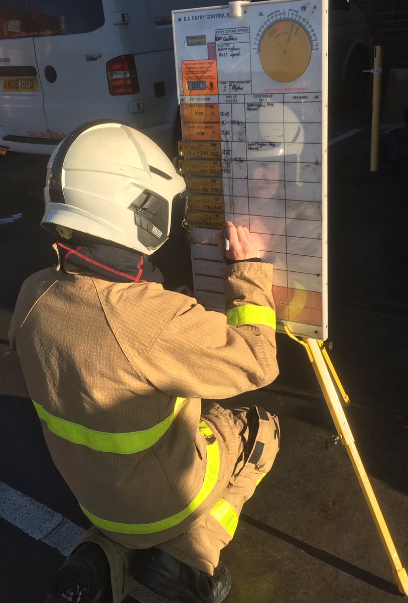 run_cj's tweet image. Informative day observing a @CheshireFire BA training course. Got the chance to use thermal imaging to track the progress of our BA teams during training. Thoroughly enjoyed it 😁 #FirefighterSkills #BreathingApparatus #BAprocedures #SearchAndRescue Training for excellence