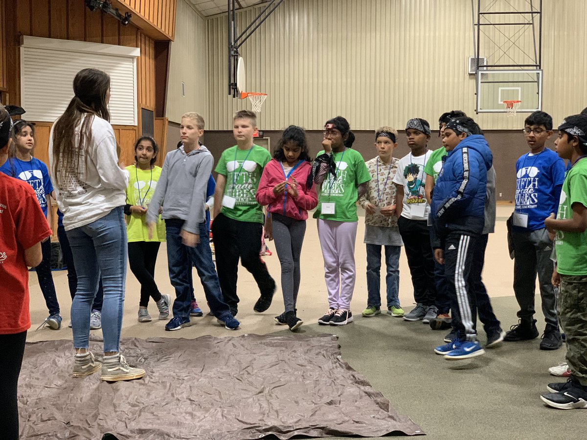 JessicaKennard7's tweet photo. Team Building! The kids learned so much about communication and teamwork during this class! @FifthCamp https://t.co/m1qcKMitqd