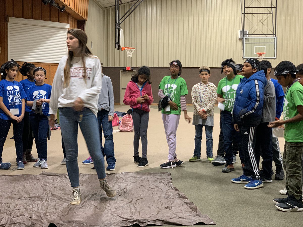 JessicaKennard7's tweet photo. Team Building! The kids learned so much about communication and teamwork during this class! @FifthCamp https://t.co/m1qcKMitqd