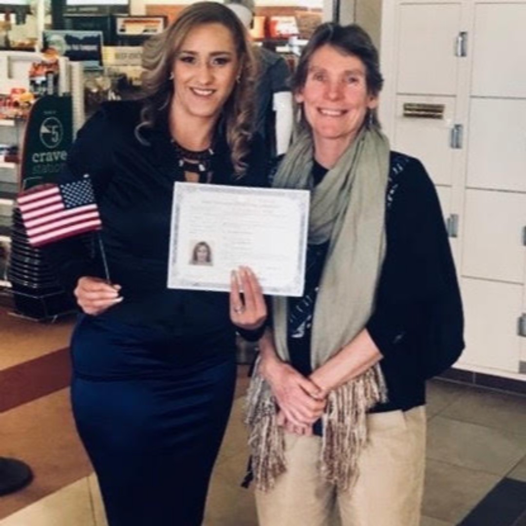 This is what it's all about: When Mayra became a U.S. citizen, her tutor Cathy was right beside her. 
❤️📖🍎
Happy #GivingTuesday everyone! Give generously and make this story possible for many more.

#ESL #Citizenship #GivingTuesdayNM #StudentTutor #AdultLiteracy