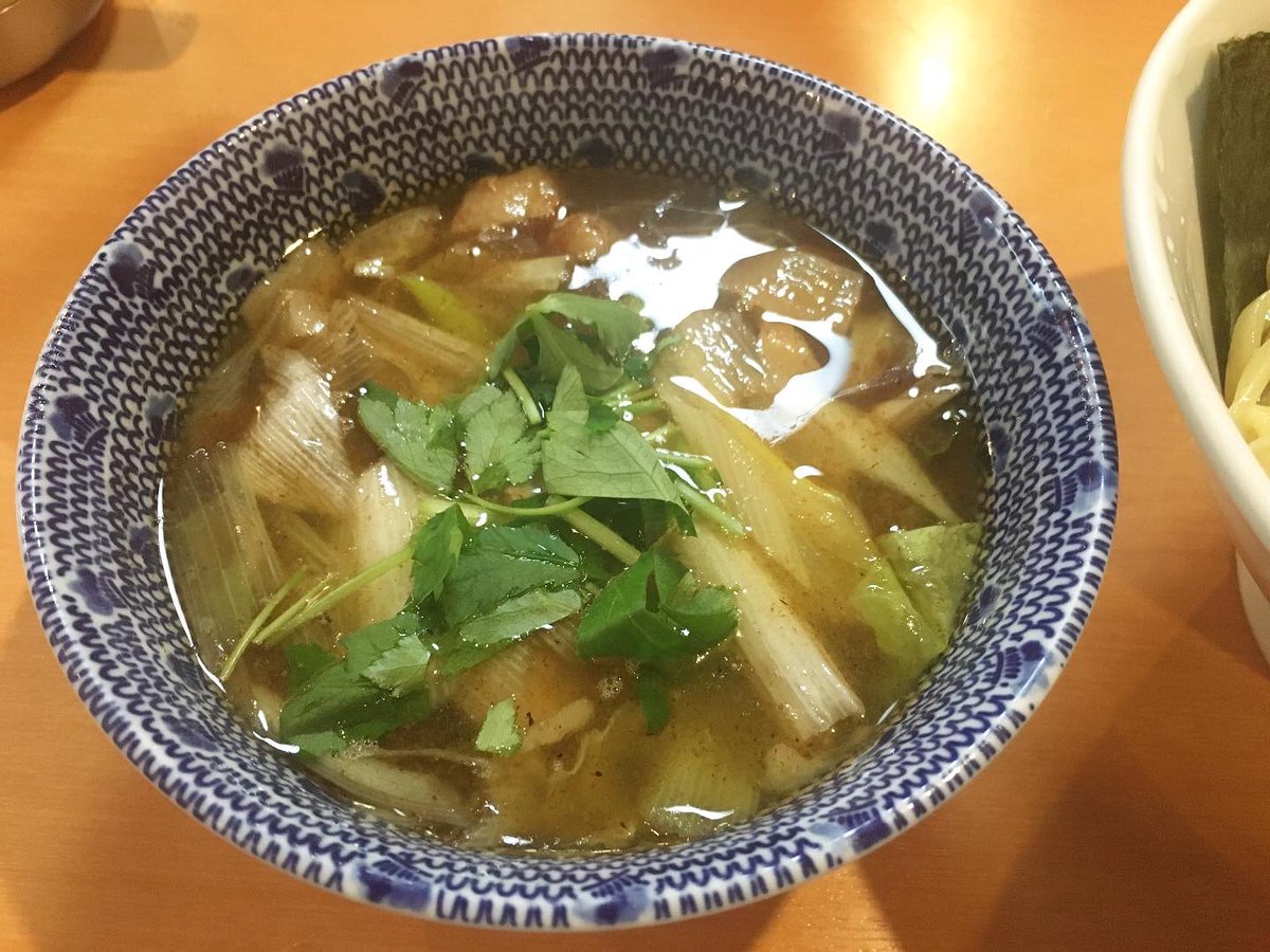 ꭲꭰꭲ V Twitter つけめん 850円 数年ぶりの清兵衛 時間帯的に遅めだった為 濃厚が 全て売り切れてたので渋々つけめん を食べたけど久々の塩つけめんは 美味でした 隠れ麺スタグラマー 清兵衛 川越 つけ麺