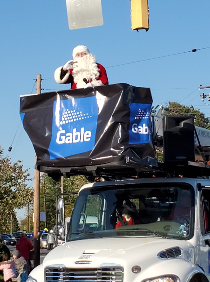 THEPBAMD's tweet photo. Thank you all who came out and those who participated in the 2019 parade. It was a great day and tons of food was collected for our local food pantries. We look forward to seeing you all next year!
#PBAParade #PBAShopLocal
#PBAMD https://t.co/vmhlhhbYaj