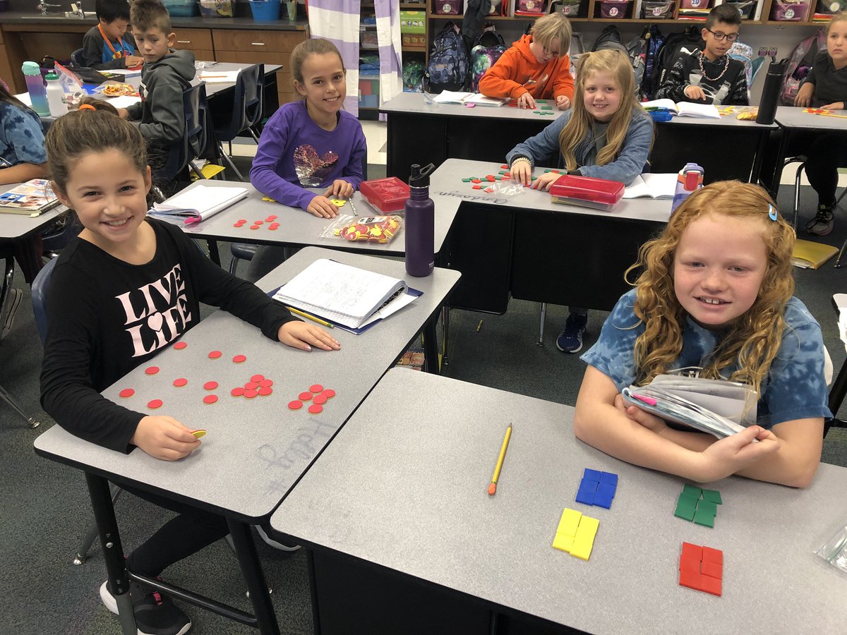 Starting division with manipulatives! We love manipulating math! <a href="/CockrellChamps/">Cockrell Elementary School</a> #ArningOwls <a href="/ProsperISD/">Prosper ISD</a> #KidsDeserveIt #mathisfun
