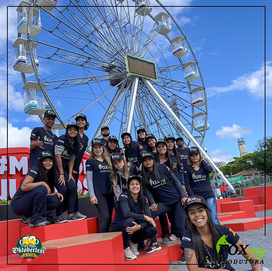 Fox79P's tweet photo. Equipe Fox79 em campo no evento da #oktoberfest2019 que ocorreu do dia 20/9 ao dia 06/10. #fox79 #fox79produtora #eventos #produtoradeeventos #sp #jockey https://t.co/q7hcDHZjcd