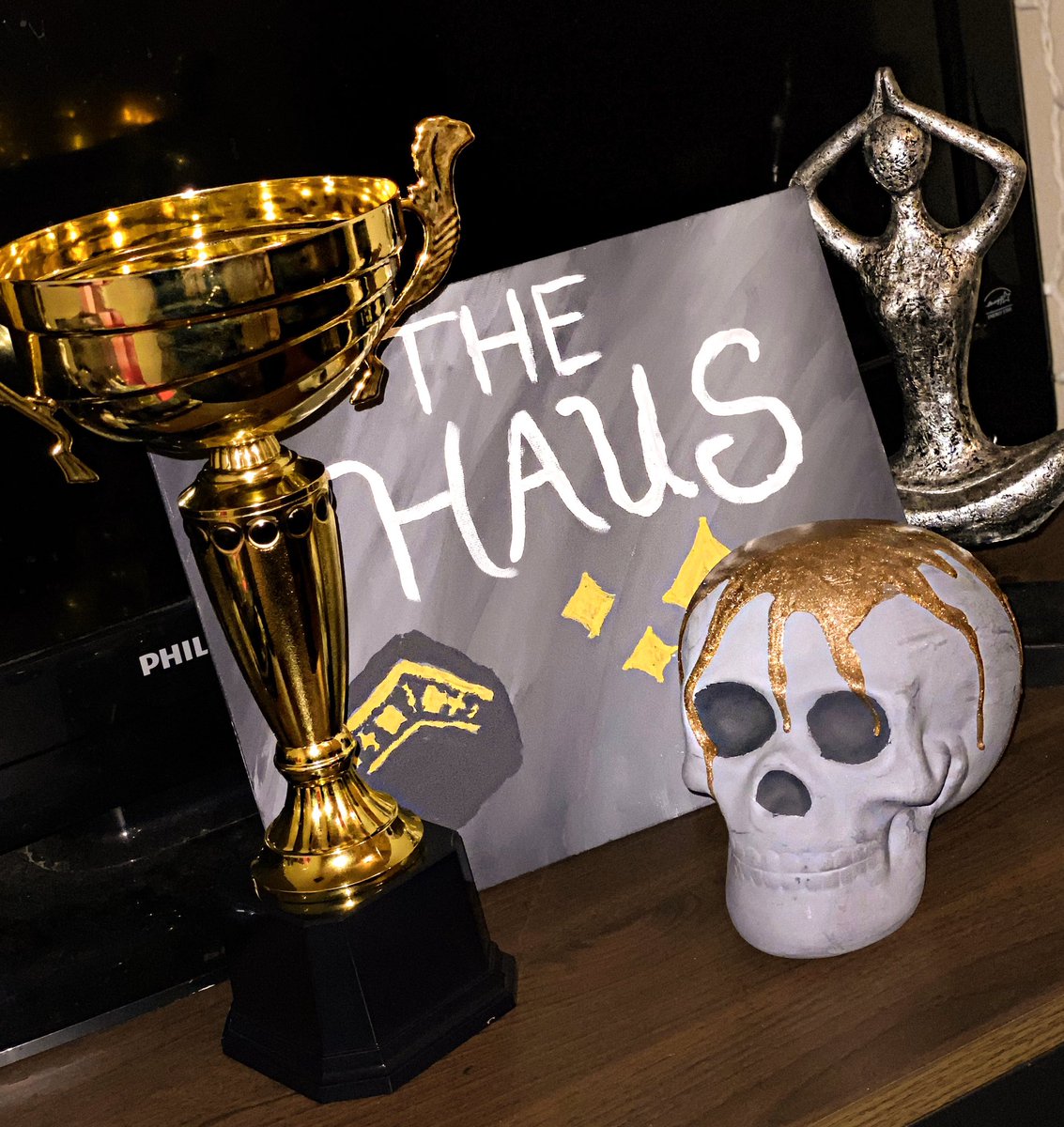 TheHausPvamu's tweet photo. Last night the ever so talented, creative, LEGENDARY Haus of Vision Modeling Troupe competed in the LTFB Ball and WON🕋✨ What better way to end our 1st semester? Thank you @PVMulticultural for having us. It was truly a pleasure and we had a lot of fun🏆❤️ #MoreThanModels https://t.co/21dq0Z8hlB