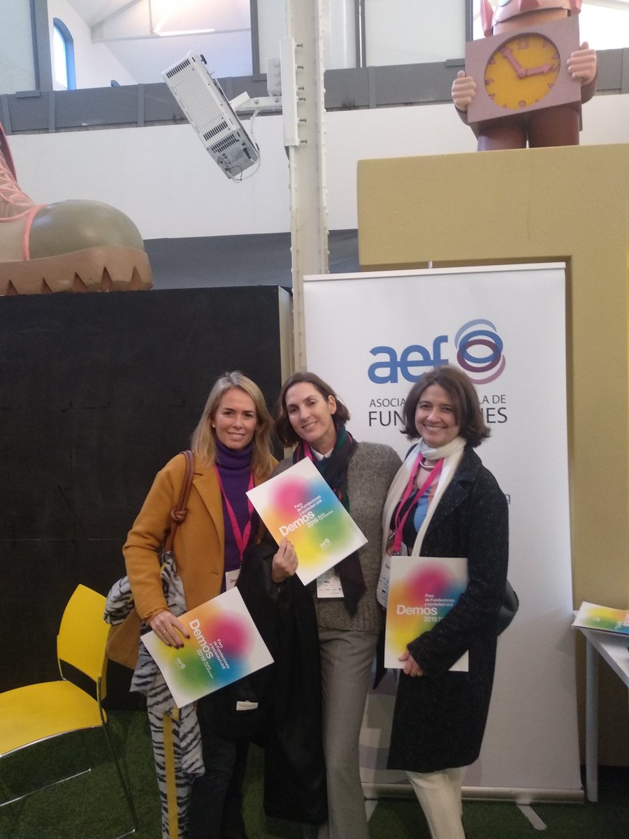 Secot_'s tweet image. Juntos por el ODS17 #alianzas, con @FundacionEndesa, la gran impulsora de la iniciativa por el #talentoSenior @GeneracionSavia, gracias a @AEF_fundaciones hoy  #Demos2019
