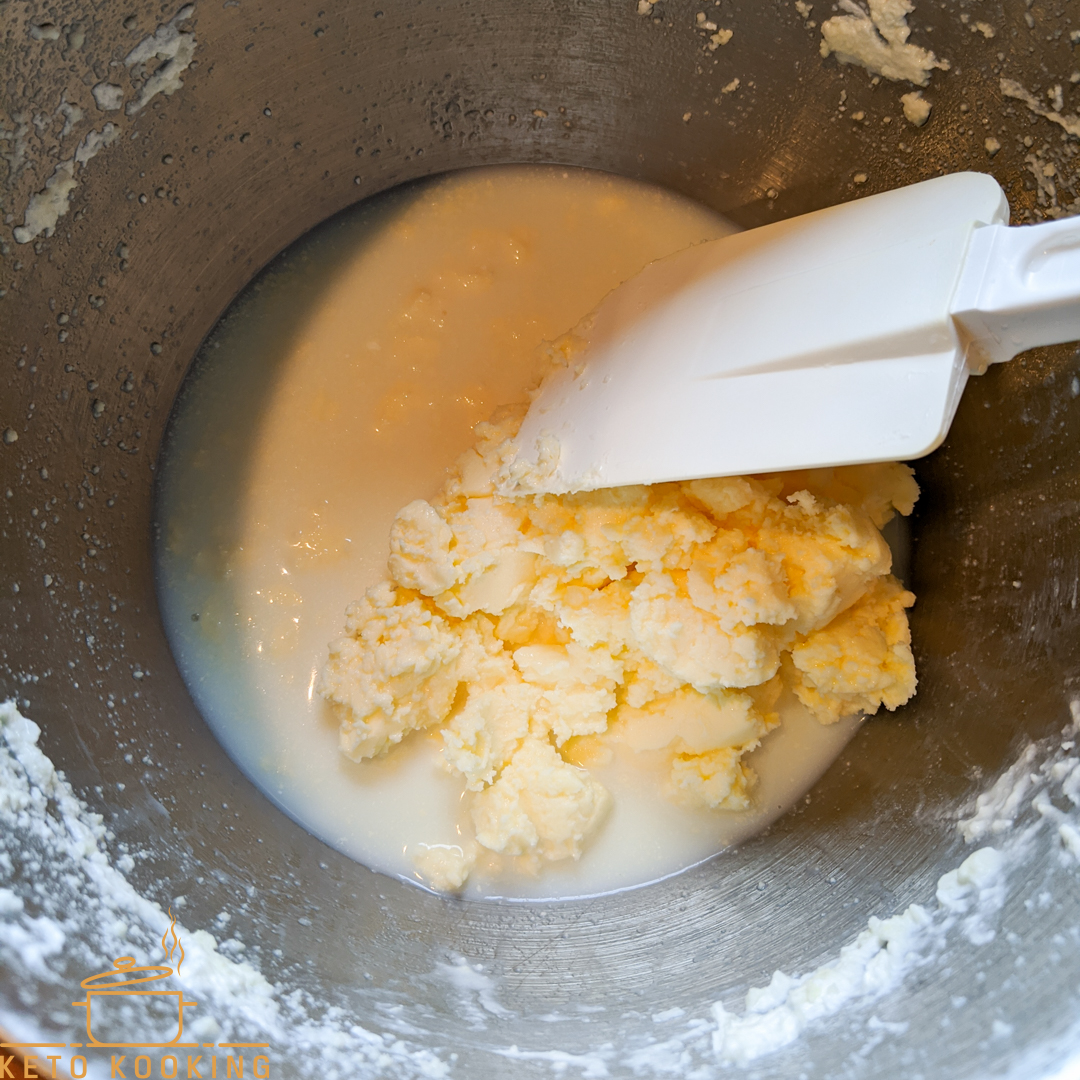 ModerateMethod's tweet image. Homemade butter instagram.com/ketokooking_com
#Butter #HomemadeButter #Keto #KetoKooking #KetoDiet #Ketogenic  #HealthyLifestyle  #KetoRecipeIdeas #KetogenicDiet  #KetoLife #KetoLifestyle #KetoFood #KetoRecipes  #KetoCommunity #KetogenicLife #KetogenicLifestyle #TheKetoBible