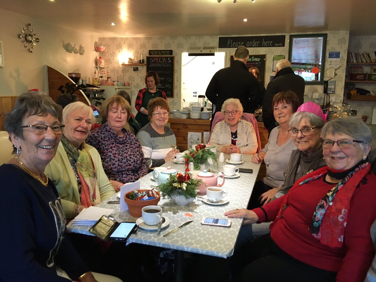 HandKnittedLove's tweet photo. Handknitted with love knit & knatter Christmas buffet lunch at the #WillowTreeCafe @Gleaveshgc #Frodsham we had a fab lunch together this afternoon 20 of us made it, Sal did us proud the buffet was scrumptious! Many thanks & Merry Christmas 🎄 #indie #morethanretail #community https://t.co/12NaQv9JKM