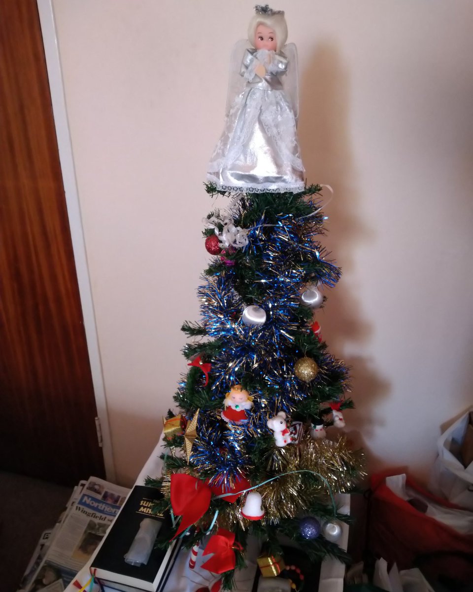 MarieJansen's tweet photo. Entering the Christmas Spirit. https://t.co/DvXMdyiB1D