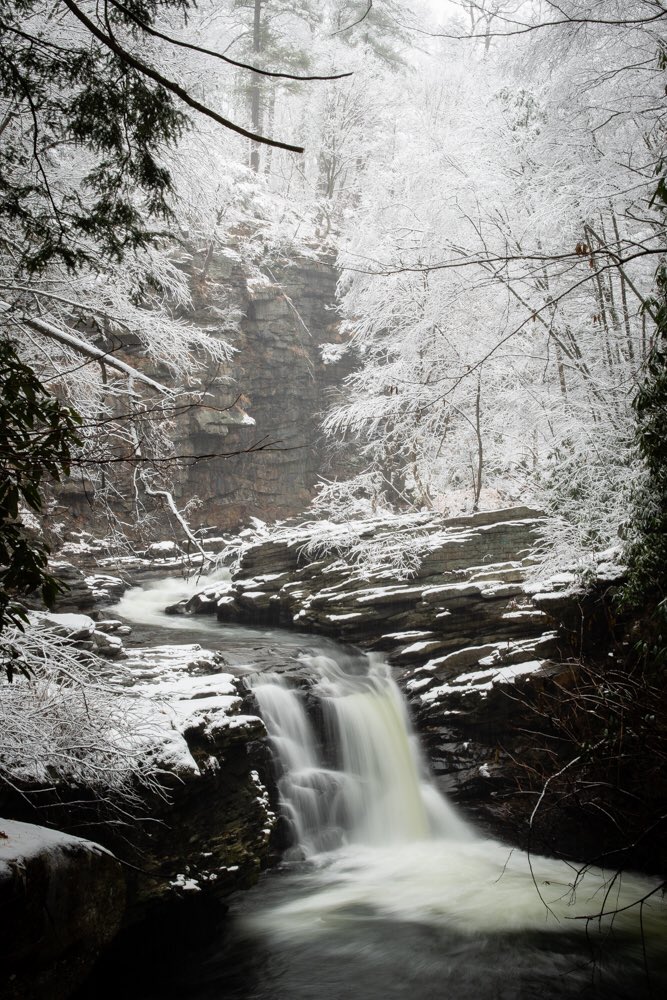 JayHealeyPhoto's tweet photo. #snowday #winter #nature #landscape #outdoors #scranton #pennsylvania #hiking #outdoors #waterfall https://t.co/HXWz3Gm0QZ