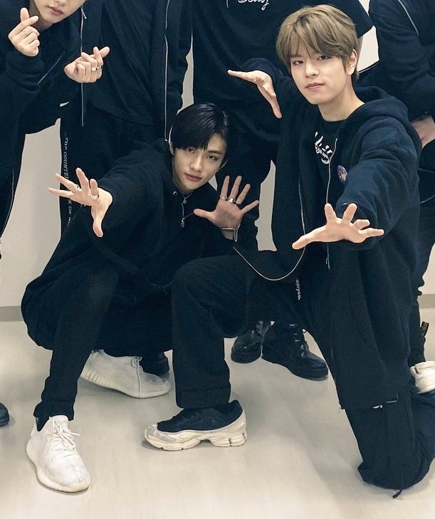 aiseungminyuuu's tweet photo. With Hyunjin-Seungmin ✨
#StrayKids #StrayKidsJapanShowcase #HiSTAY https://t.co/JDjzdWUglw