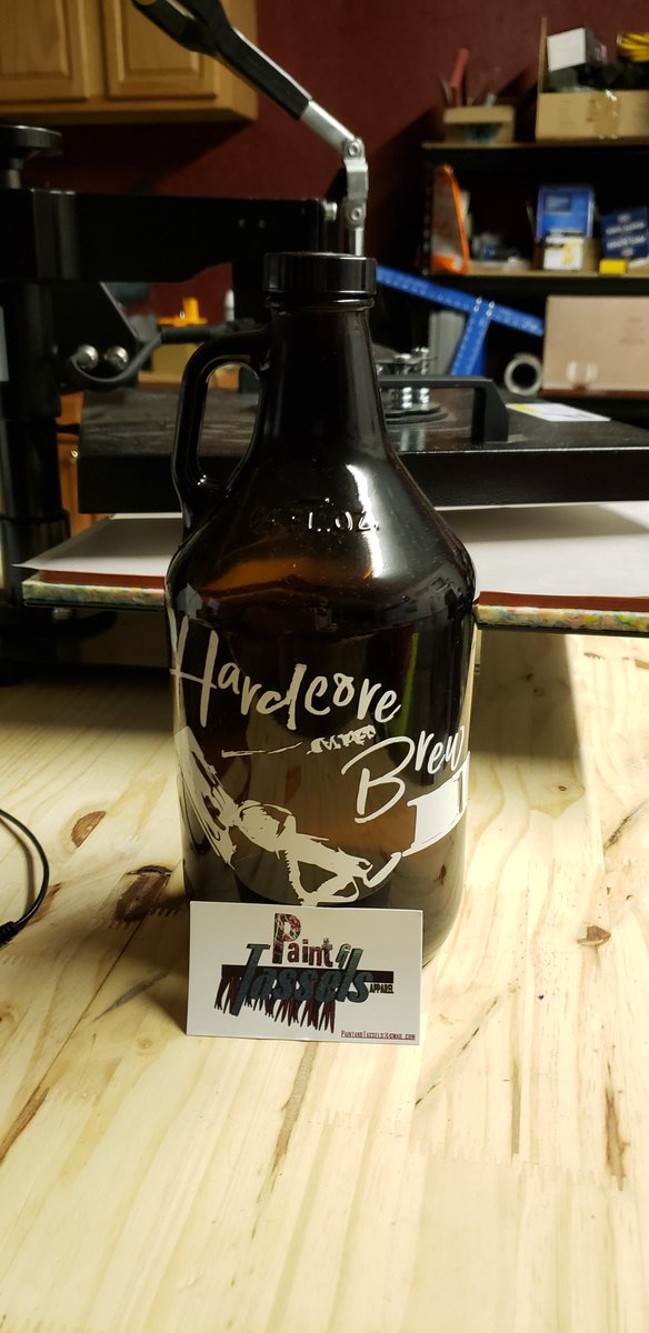 PTassels's tweet photo. #GIVEAWAY time. One lucky #wrestling fan is going to get a Hardcore Brew Growler. To win, follow and retweet!!!! Winner announced this Friday at 8:00 PM est. As always check out the Paint and Tassels workshop on Etsy.  #shopsmall #Christmas https://t.co/h5joOKOLdV