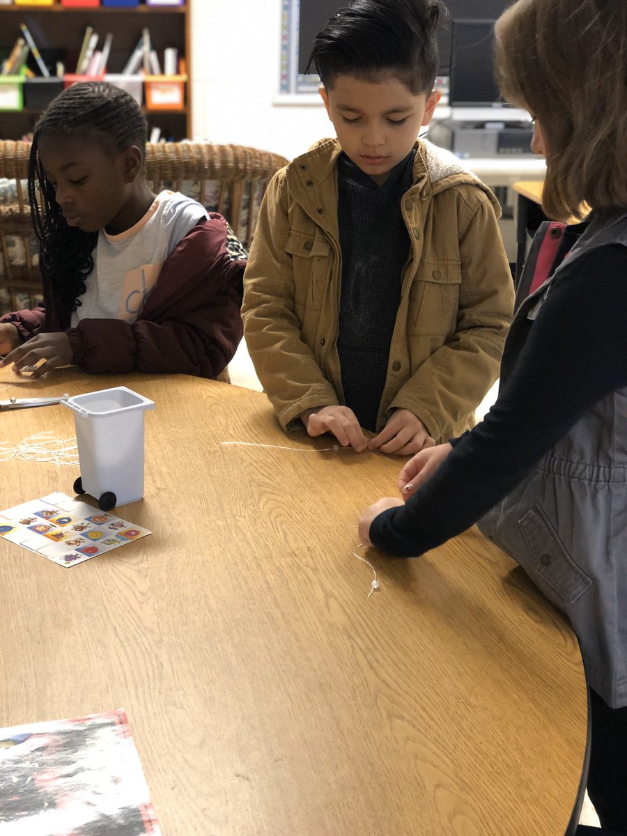 amandalovett's tweet photo. Exploring light with Solar Beads. The kids observed their bracelets all day to figure out what made them change. #LiveLeadLearn https://t.co/bAtTB2eKmh