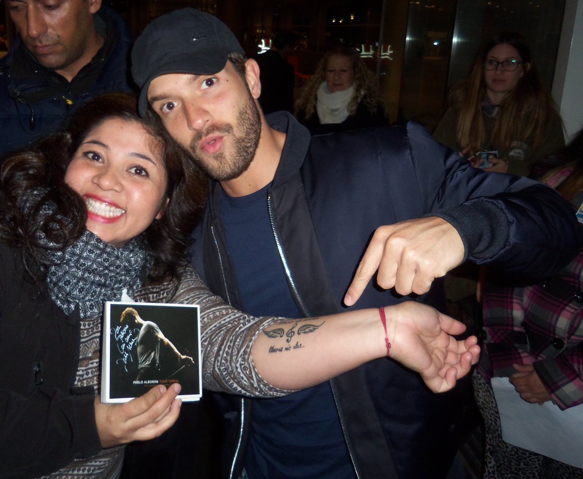 TatianaHerOs's tweet photo. @KerubeD #voto #PabloEnAzul @estereoazulfm @pabloalboran πππβ€β€β€πΊπΎπΊπΎπΊπΎπΊπΎπββοΈπββοΈπββοΈππππ https://t.co/nxMcGtZr0S