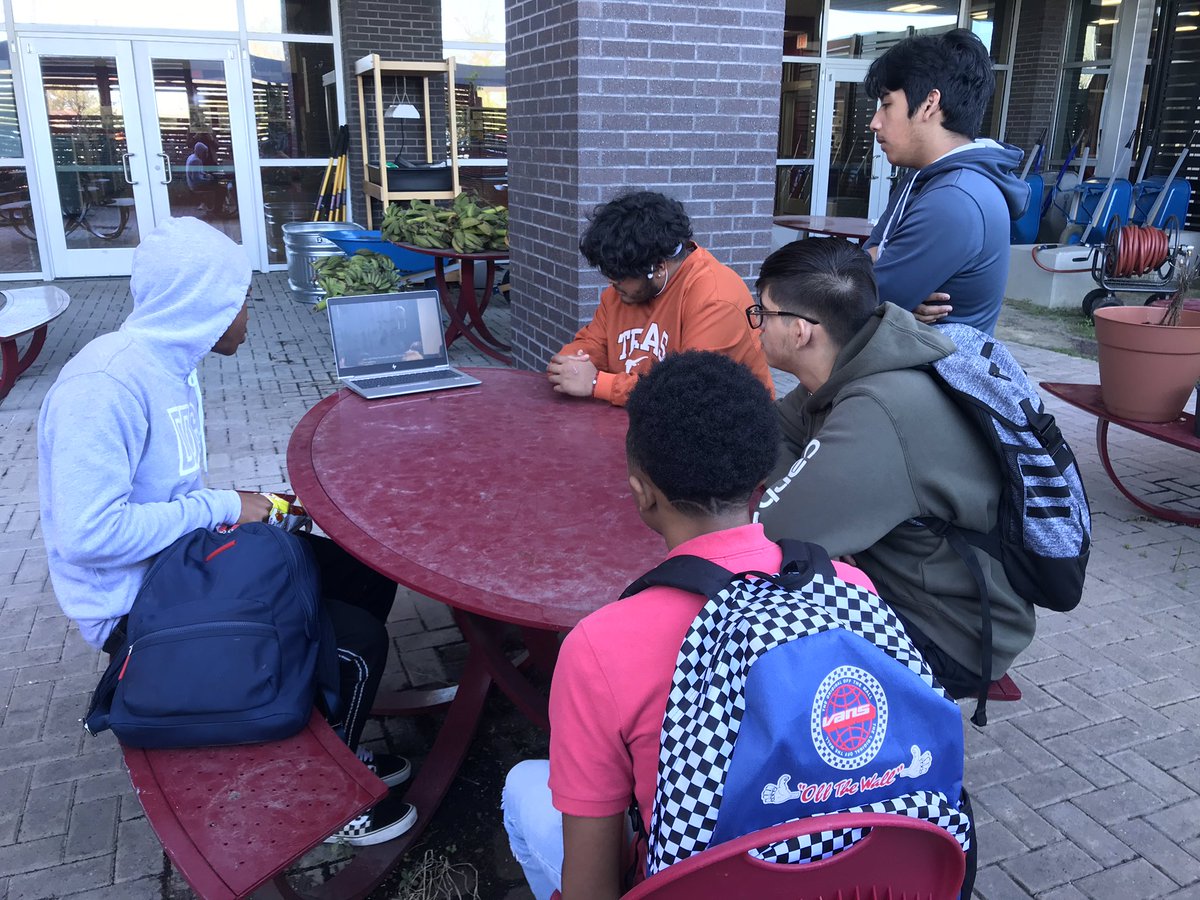 BVCoog13's tweet image. What does taking ownership mean to you? These @FurrHS @HISD_ATMP  explored that topic today. #AscendingToMen #ATMProject #ATMP