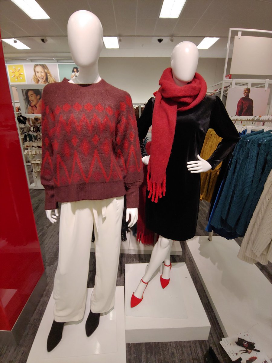 LyndseyMudro's tweet photo. Full of color over in A New Day. It's holiday party season! #anewdaytarget #t1509 #holidayshopping https://t.co/p35dlGOFov