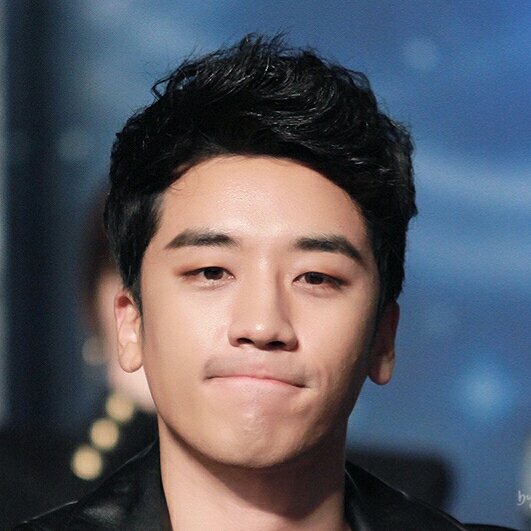 nitasridewi97's tweet photo. Akhirnyaaa kebukti kan emg dia ga bersalah😭
Berharap dia bakal balik lagi sama BIGBANG😭
OT5 foreverrrrrrr
#ApologizeToSeungri https://t.co/OnPxSmrsuc