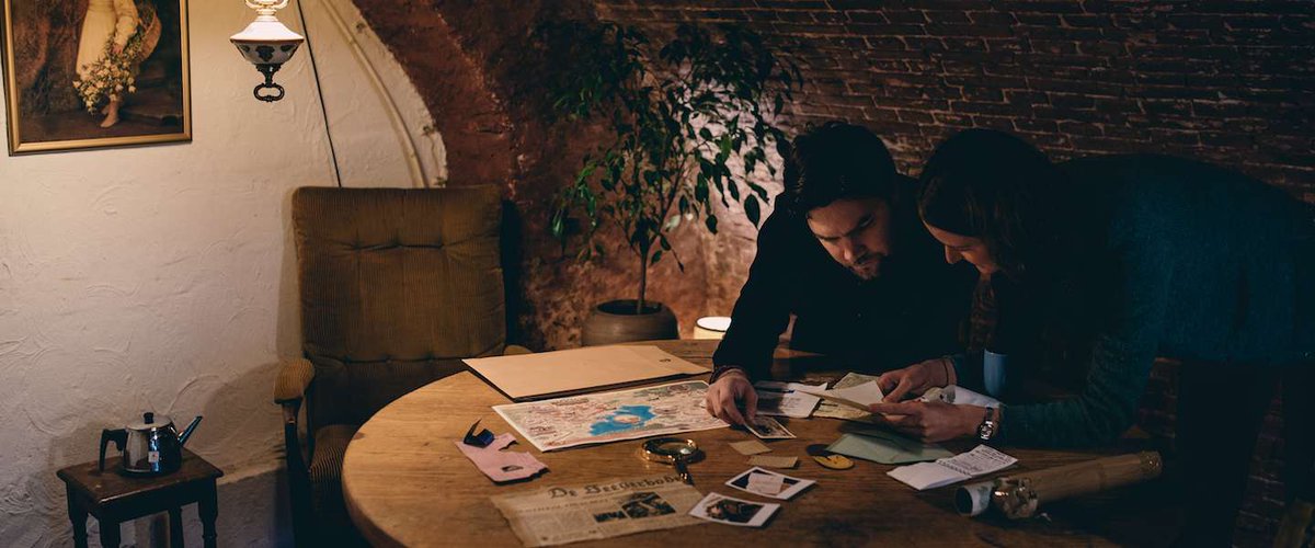 Postmysteries zijn de escape rooms voor thuis. Met deze uitgebreide puzzelpakketten, die je inderdaad per post ontvangt, ben je wel even zoet. dutchcowboys.nl/entertainment/… #postmysteries