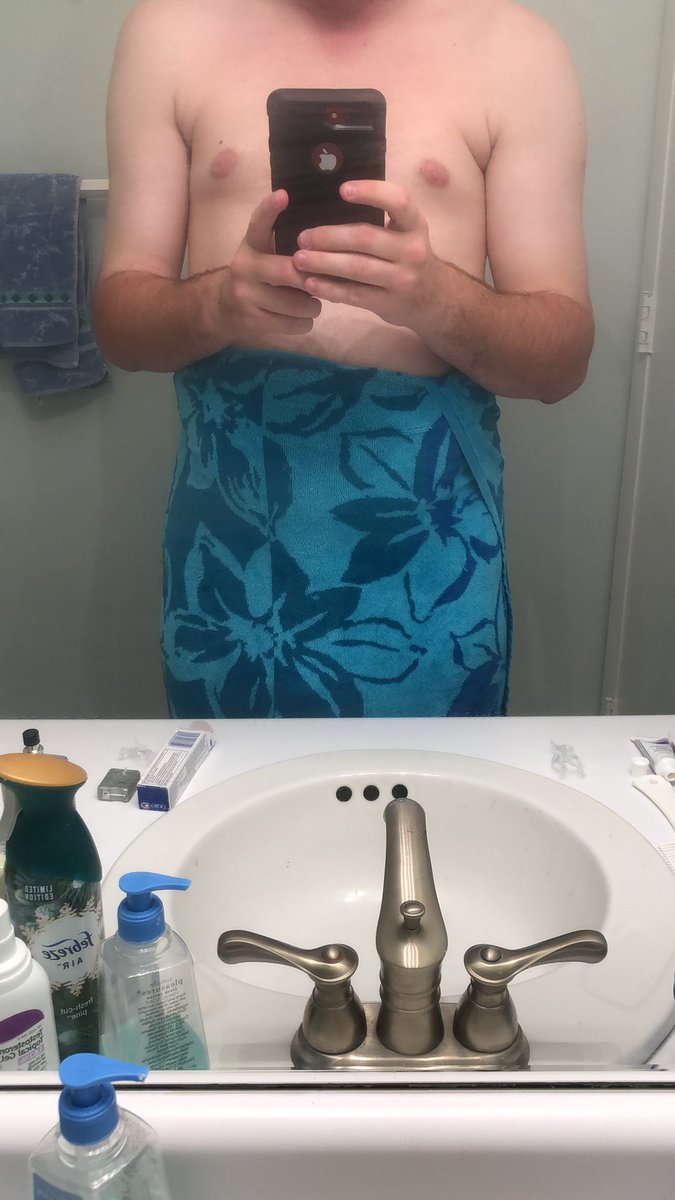 Evanmeier3's tweet photo. I just got out of the shower. #shower #horny #smalldick https://t.co/Ctjlv2I9B0