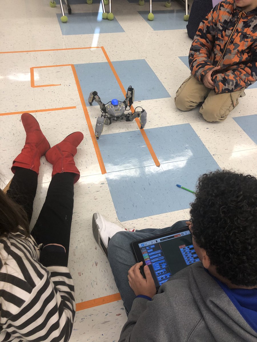 SCSEduTech's tweet image. 5th grade begins our MekaMon unit by learning about its basic movements through code. Next, they will compare the Earth’s surface to Mars. In art they will build a large replica of the surface of Mars to be used for MekaMon’s missions on Mars