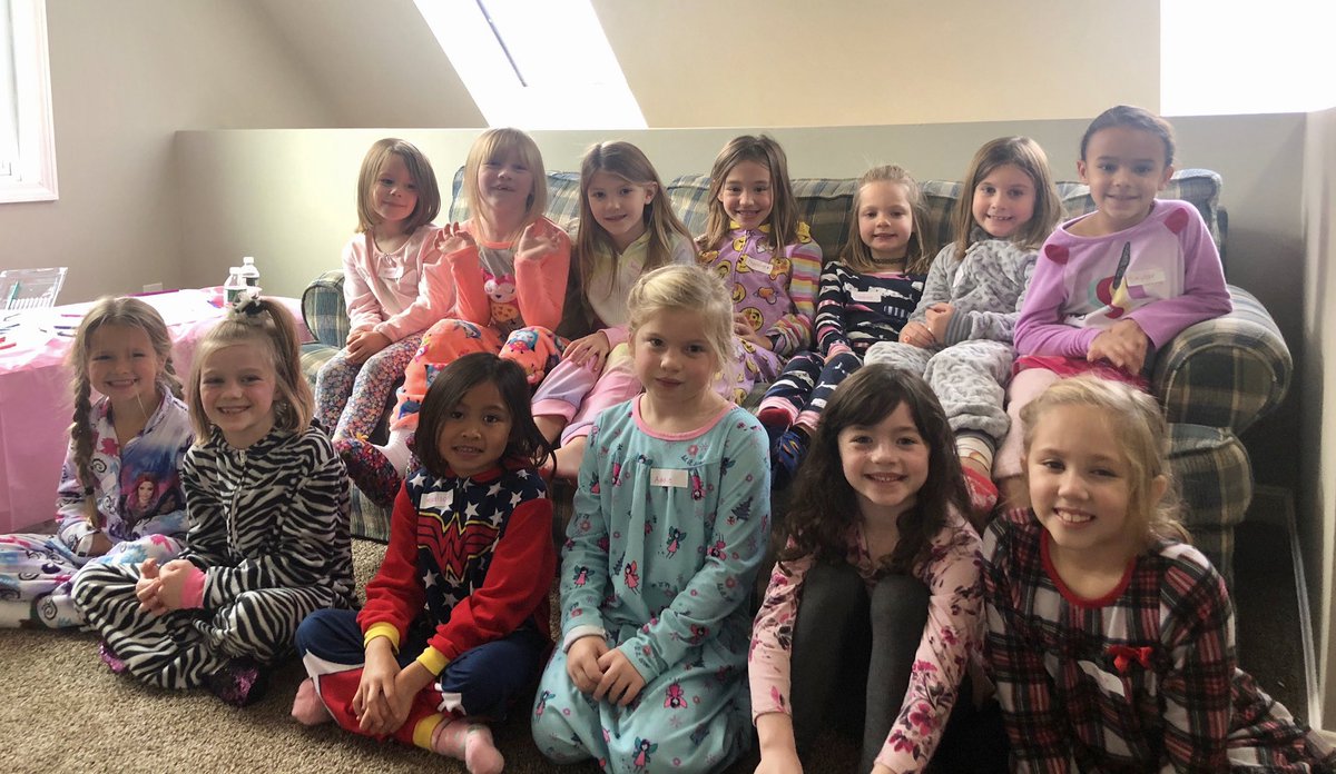 MissNancy01923's tweet photo. PJβs and Pampering Party with your friends is FUN!!π§πΌββοΈππ
π»π₯³.
#missnancy #makingmemories #spaparty #friendshipisfun https://t.co/8M27QqREQu