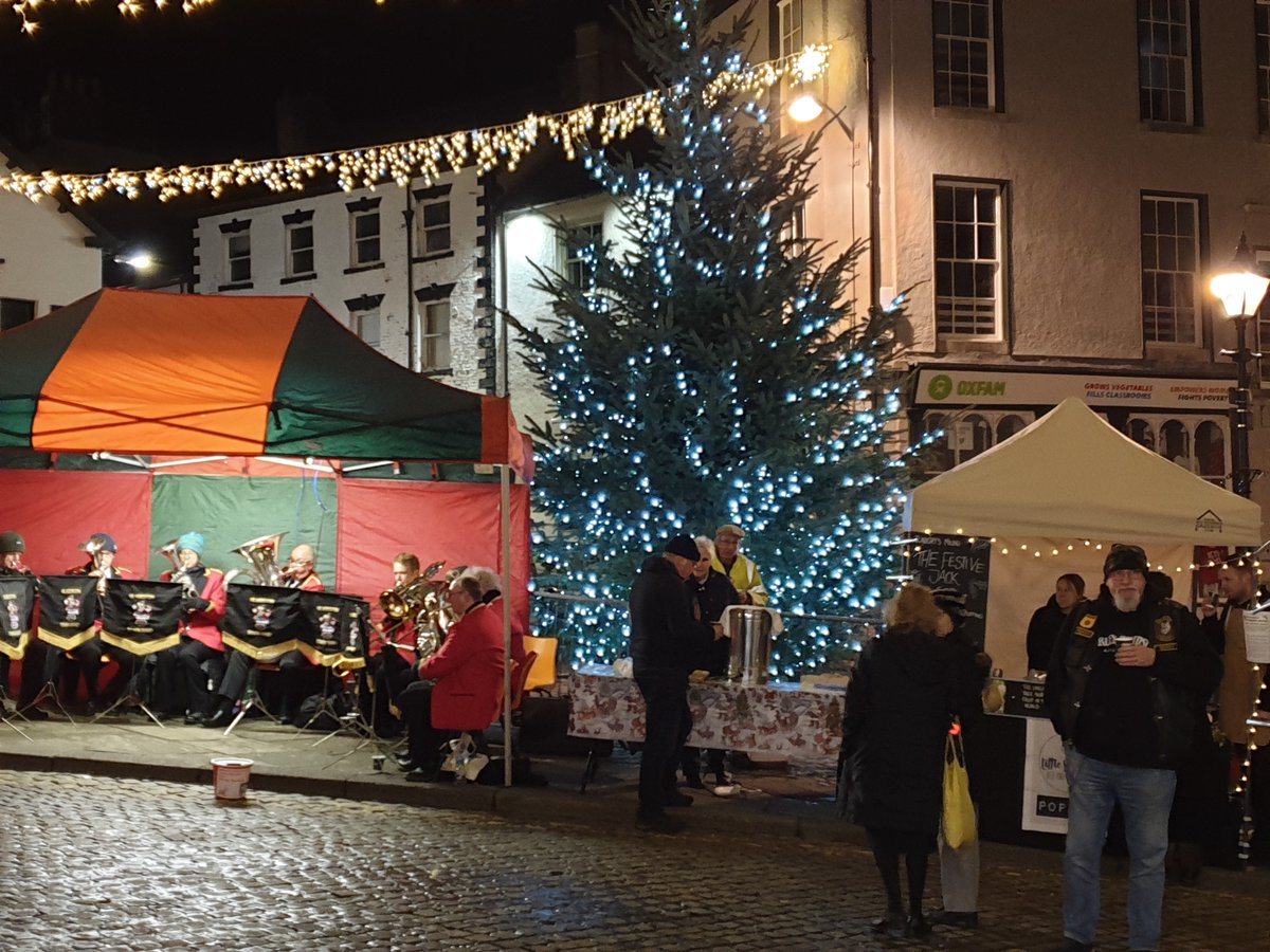 Late Night Shopping Returns to Ulverston for the Second Year.. #ulverston

mailchi.mp/bcacb94191a3/l…