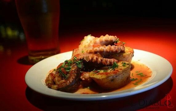 LuchonzalezOk's tweet image. #GPCocina ZONA DE DEGUSTACIÓN!! #Cuadrangular #Pulpitos #Gallega #Papas #Natural #TeamSanti 💪🏻💪🏻💪🏻☘️☘️☘️☘️☘️☘️☘️☘️☘️☘️☘️☘️☘️☘️☘️☘️☘️☘️☘️☘️☘️☘️☘️☘️☘️☘️☘️☘️