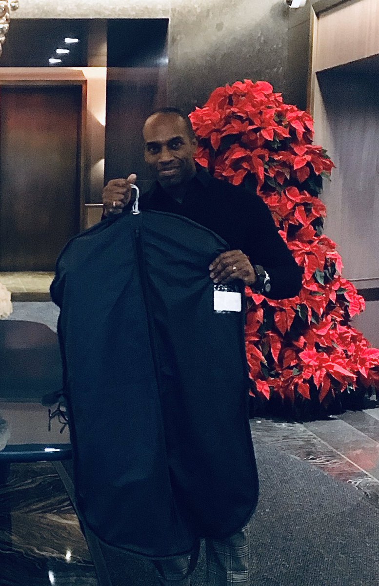patrickhere's tweet photo. #look has arrived for tonight’s @adaptwechange Casino Night at the #DownTownAssociation. What better way to spend #GivingTuesday? #charity @charitybuzz #PatrickHazlewood #philanthropy #Philanthropist #AdaptCommunityNetwork @socialitelife https://t.co/bnTxnzaqyd