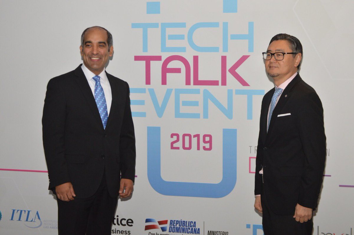 ITLARD's tweet photo. El Rector José Armando Tavarez participó hoy en el #TechTalkEvent organizado por Mercado Media Network, donde expuso a través de una entrevista, las claves que van a conducir a la República Dominicana a convertirse en una #SmartNation a la altura de las naciones del futuro. https://t.co/8TqnrDAzhJ