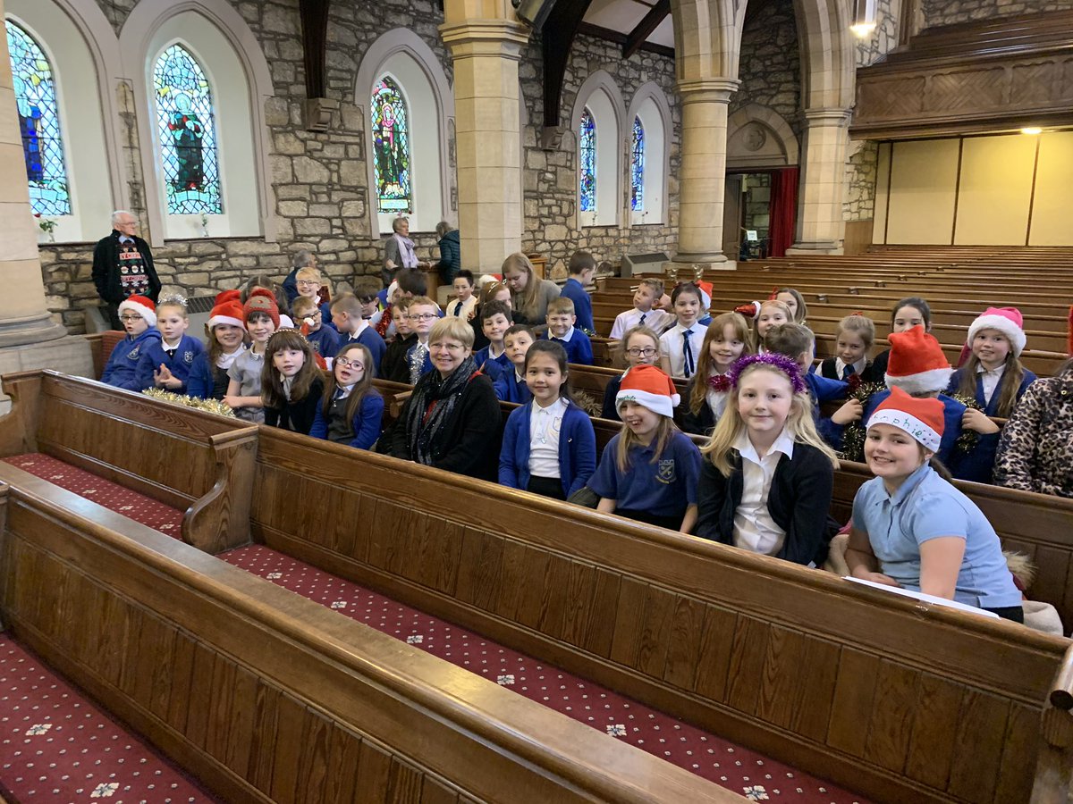 DeanburnPS_P7A's tweet photo. We had a lovely afternoon at the Cluster Carol Concert this afternoon @bonessoldkirk. The singing and readings were fabulous! @DeanburnP65M #ItsBeginningToLookALotLikeChristmas #carol #christmas #clusterschools โญ๏ธ๐ https://t.co/lbRvK5bYZQ