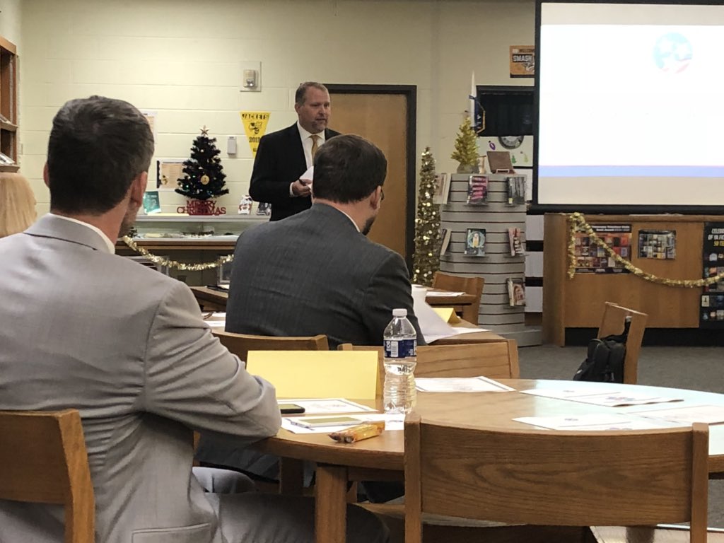 _stephaniemason's tweet photo. DOS, Dr Chris Causey, welcomes TN SBOE members and staff to RCS.  Looking forward to a day of learning together. #ADayintheDistrict https://t.co/f6oqwsR81z