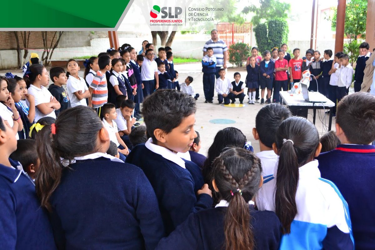COPOCYT's tweet photo. #COPOCYT visitó la Escuela Primaria Belisario Domínguez, donde los niños experimentaron ambientes de #RealidadVirtual viajando al espacio exterior. #JornadasEstatales, Proyecto apoyado por #FORDECYT, #SLP2019 https://t.co/NaFudTFBLp