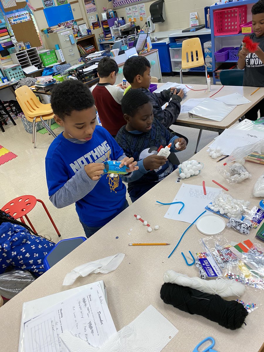 beetheridge's tweet photo. What is a Pulgar? Using our Productive Thinking Talent to think of what a Pulgar might be and creating our own Pulgars! #creativeminds #productivethinking #gatehsv #dawsongate #etheridgedawson #etheridgegate #dawson3rdgrade @DawsonLions1 @HSVk12 https://t.co/7t4o7CV0nV