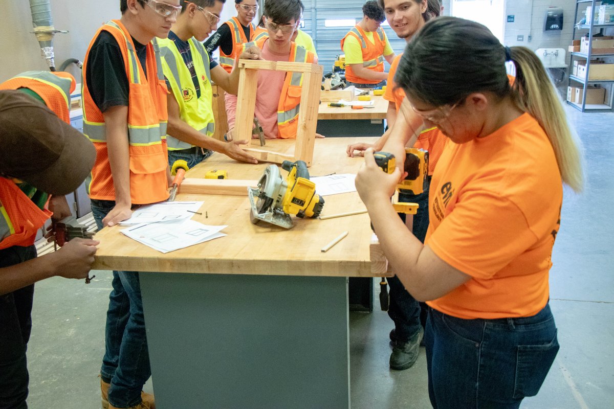 EVITnews's tweet image. Have you ever said "#IWishIWas working in #construction"?

Enroll in the #EVIT Construction program today! 
Get started at evit.com/admissions. 

Request more info at evit.com/requestinfo. 
Or by texting EVIT to 89800. 

#EastValley #CTE #CareerTechEd #WeAreEVIT