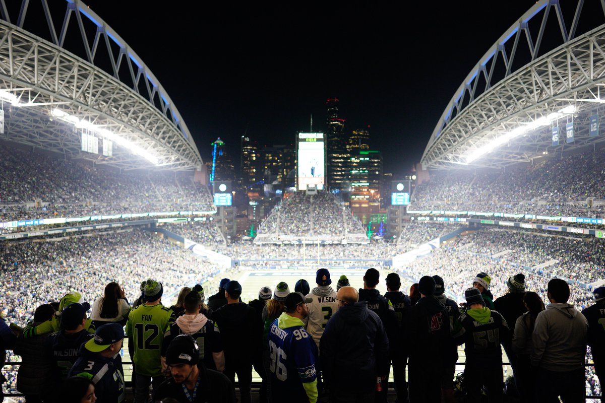 Hey #12s you lit up primetime once again! What a fun night together! #GoHawks