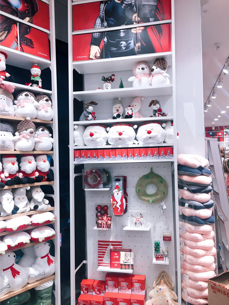 minibabechi's tweet photo. miniso ตุ๊กตาคอลเลคชั่นคริสมาตส์คือน่ารักมาก 199-259เองแม่ https://t.co/12N3JB0Yoi
