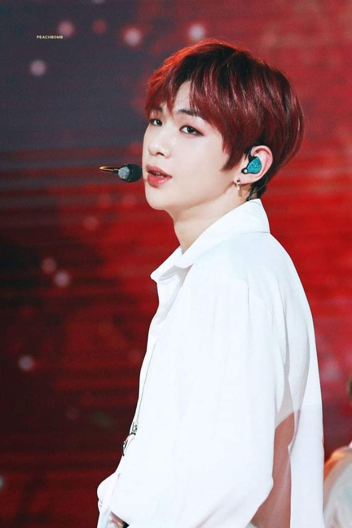 KarryBi2's tweet photo. #강다니엘_사랑해 #WeAreWithDaniel https://t.co/Q6Ex93RN6j