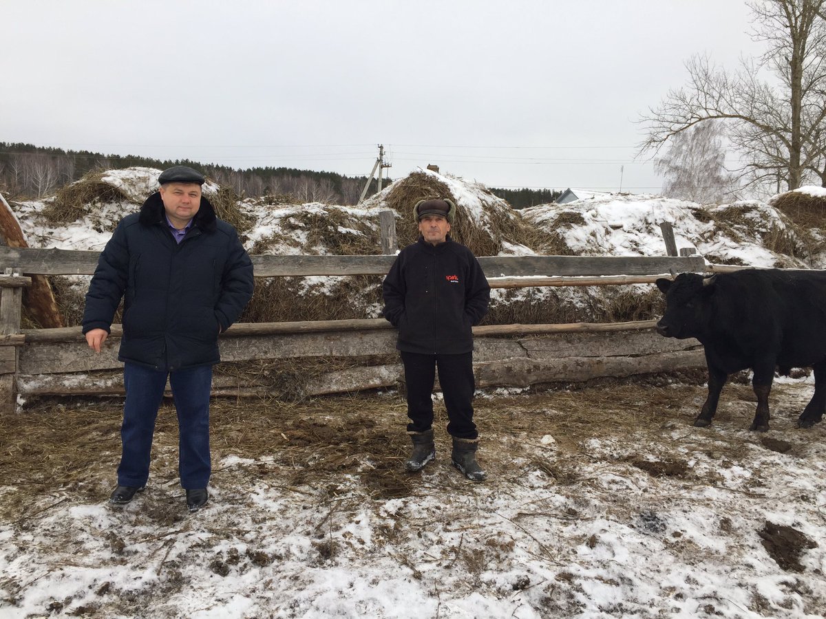 penzyakov_np's tweet photo. Сегодня в рамках реализации недели #НацПроектМСП с начальником отдела по развитию сельского хозяйства Администрации Инзенского района посетили фермеров - получателей грантов, осуществляющих свою деятельность в с.Репьевка. https://t.co/SBNFtioBXA
