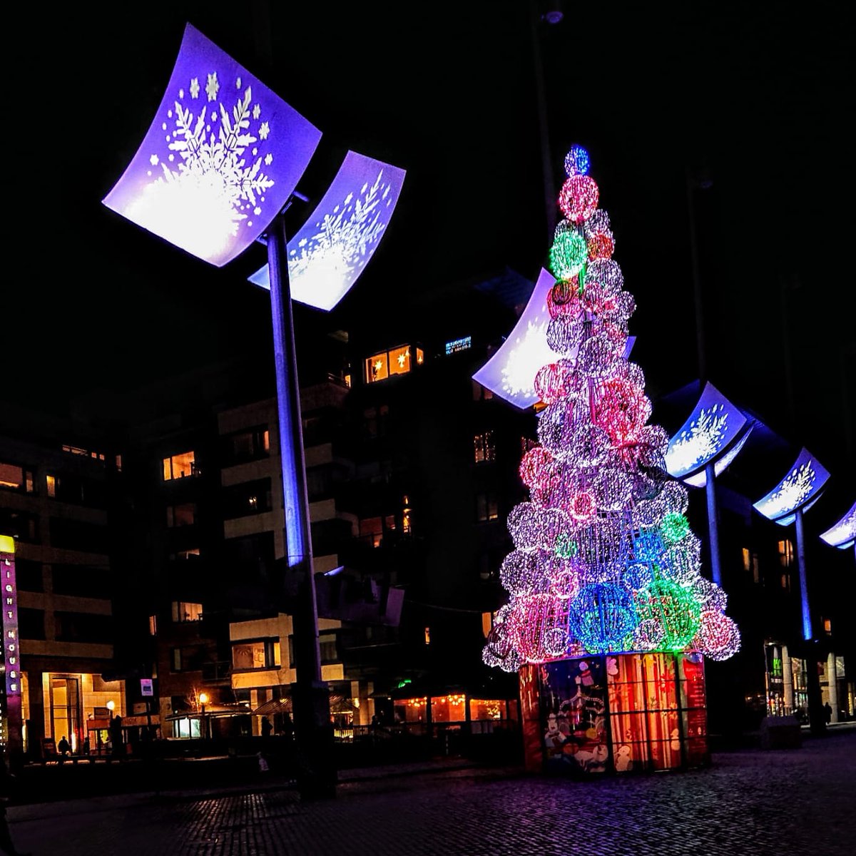 Smithfield Square tweet media