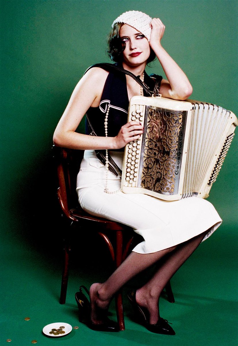 evagreenpost's tweet image. 