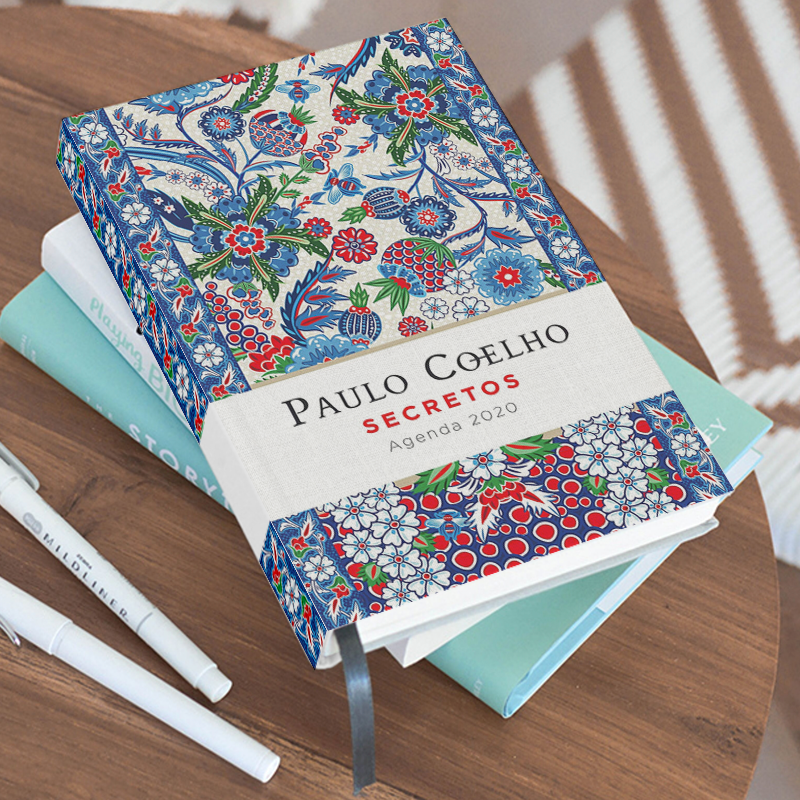 SECRETOS, Agenda 2020. <a href="/VintageEspanol/">Vintage Español</a> 
 
Un viaje a través del año 2020 con una selección de citas de <a href="/paulocoelho/">Paulo coelho</a> e ilustraciones de <a href="/catalinaestrada/">catalina estrada</a>

#AltamiraLibros Envíos a todo #EEUU
altamiralibros.com/libro/secretos…