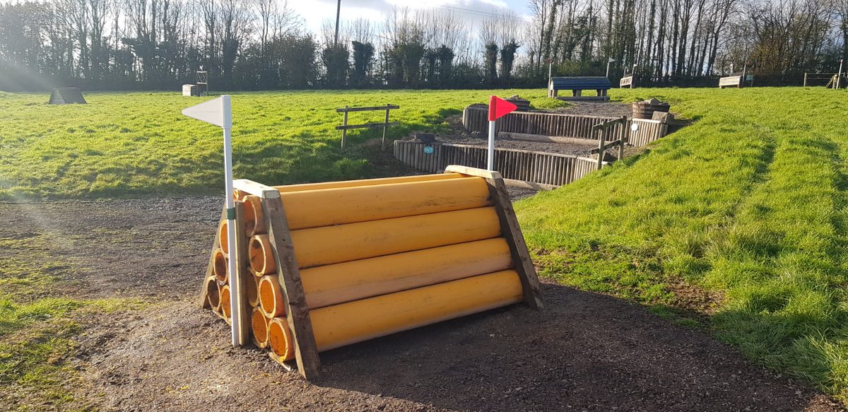 Winter is the time for facelifts 🙃😯 #newlook #newfences #XCschooling #2020season