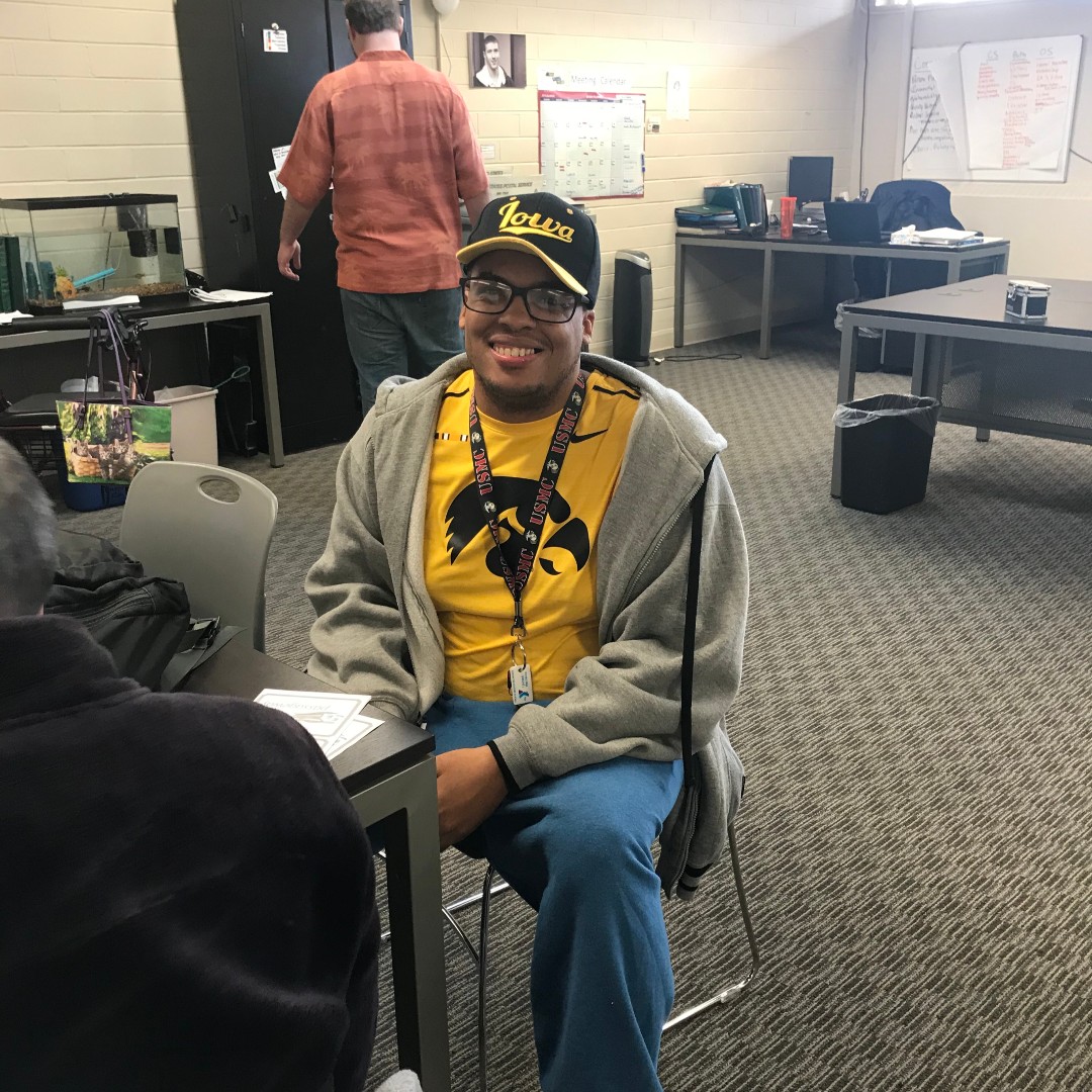Passageway_Iowa's tweet photo. Come down to the Clubhouse and meet our new members and new staff!  #membership #community #mentalhealthawareness #passageway #clubhouse https://t.co/IxD64l16c2