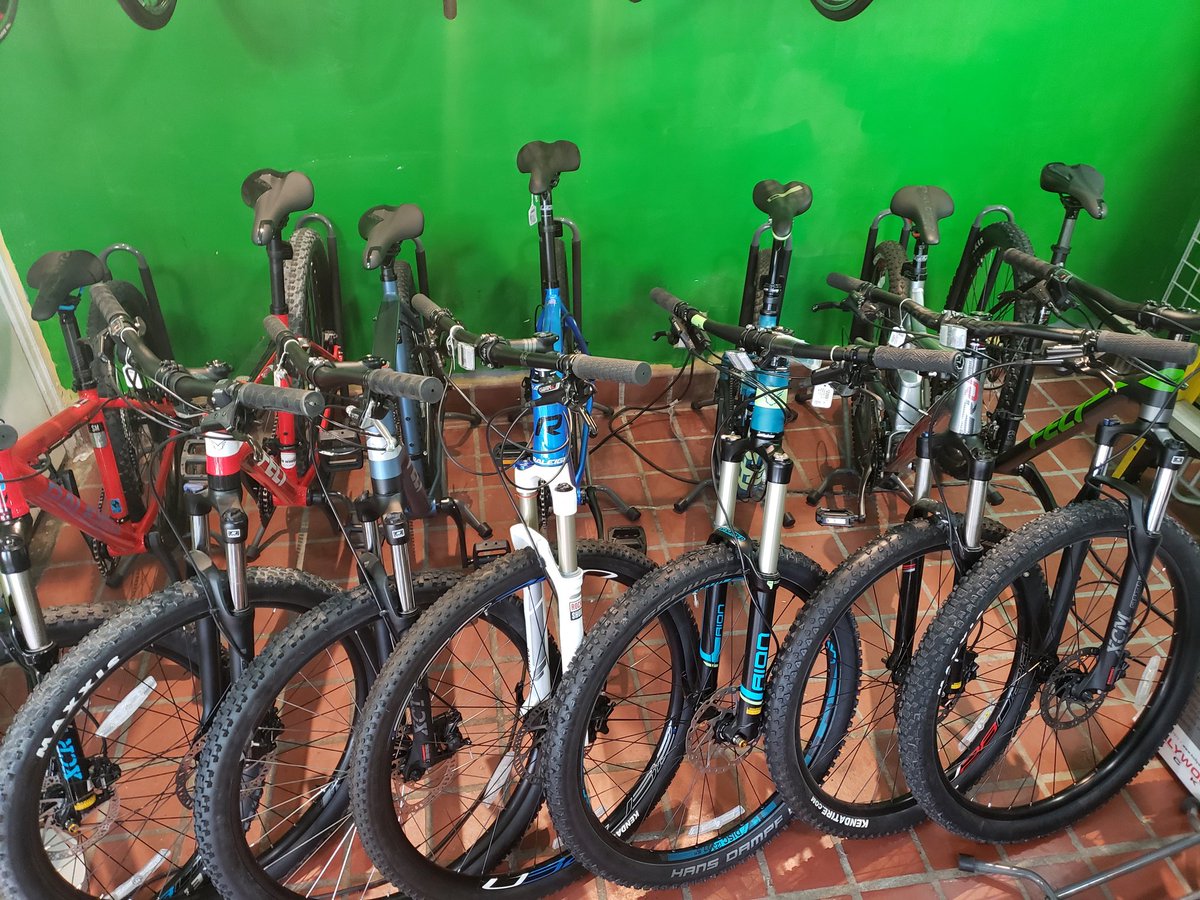 10%-20% off all road &amp; mountain bikes till the end of year. You will not find cheaper bikes anywhere. Felt, Jamis and Raleigh. #SavannahBikes  #SavannahXmasIdeas