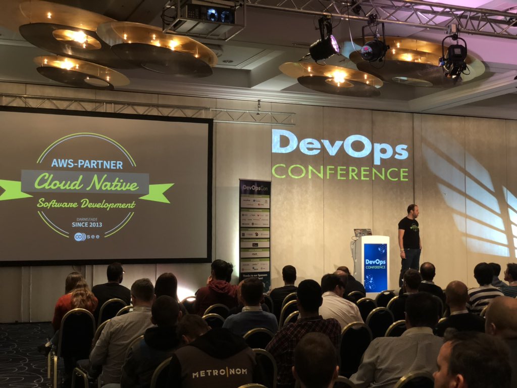 Unser <a href="/onkelkodi/">Konstantin Diener</a> reflektiert die letzten zehn Jahre DevOps auf der <a href="/devops_con/">DevOpsCon</a> und prophezeit euch was als Nächstes kommt!