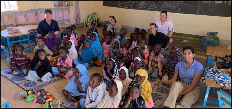 The 219th Civil Affairs Team facilitated the donation of school supplies and toys to a pre-school in Agadez, Niger. USARAF is proud of Army Civil Affairs teams' efforts with our partners.  
<a href="/USArmy/">U.S. Army</a>
 @DeptofDefense 
<a href="/USAfricaCommand/">U.S. Africa Command (AFRICOM)</a>
 #Partnership #Alliedtowin